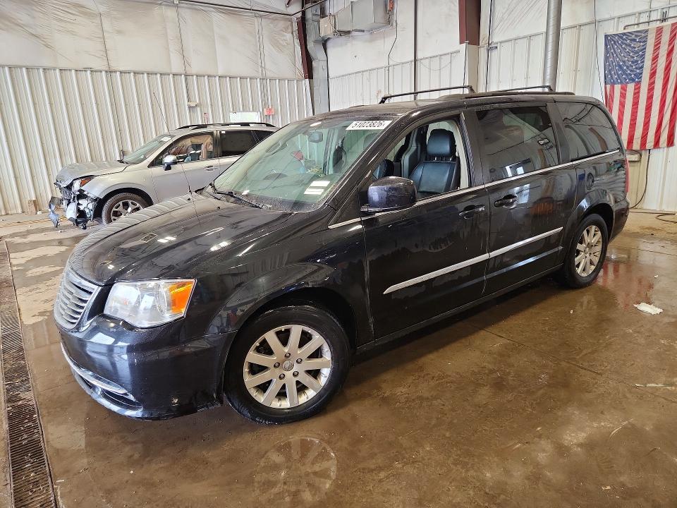 51023826 :رقم المزاد ، 2C4RC1BG3FR715416 vin ، 2015 Chrysler Town & Country مزاد بيع