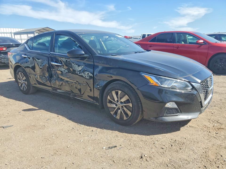 48677576 :رقم المزاد ، 1N4BL4BV1KN322786 vin ، 2019 Nissan Altima مزاد بيع