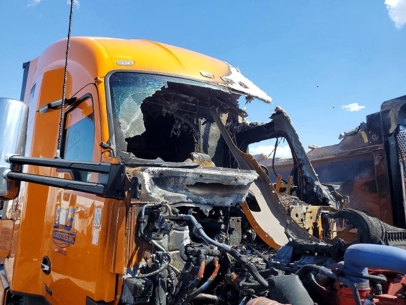 Продаж на аукціоні авто 2022 Kenworth Construction, vin: 1XKYD49X5NJ131784, номер лоту: 49681326