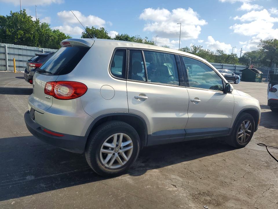 Aukcja sprzedaży 2011 Volkswagen Tiguan, vin: WVGAV7AX5BW527196, numer aukcji: 51081366