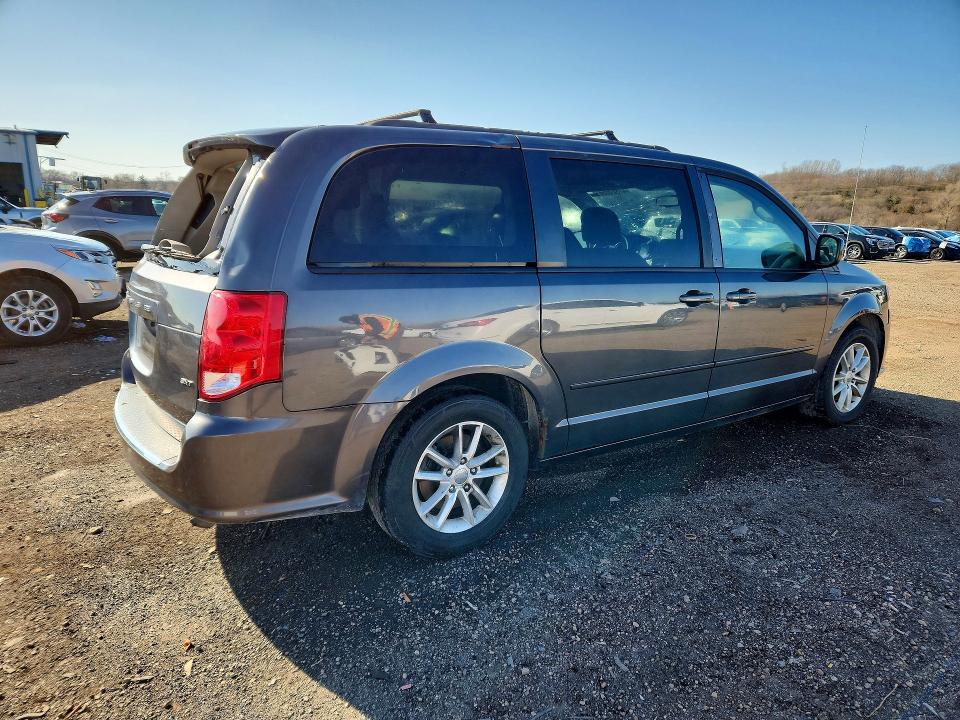 2015 Dodge Grand Caravan მანქანა იყიდება აუქციონზე, vin: 2C4RDGCG9FR524324, აუქციონის ნომერი: 47824056