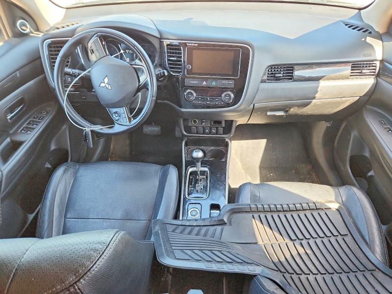 2018 Mitsubishi Outlander მანქანა იყიდება აუქციონზე, vin: JA4AZ3A39JZ006360, აუქციონის ნომერი: 50294436