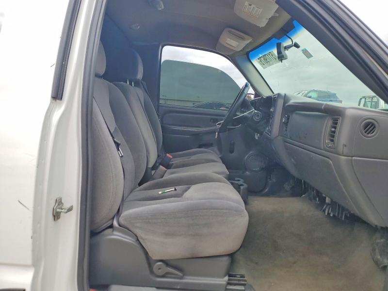 51179676 :رقم المزاد ، 1GTEC14X25Z205929 vin ، 2005 Gmc New Sierra مزاد بيع