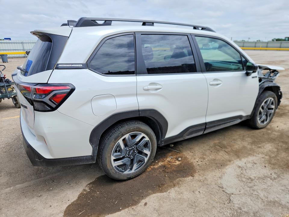 2025 Subaru Forester მანქანა იყიდება აუქციონზე, vin: JF2SLSRD8SH415929, აუქციონის ნომერი: 51427276