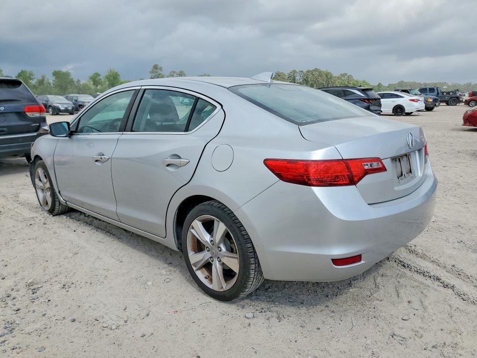 47450246 :رقم المزاد ، 19VDE1F35FE009778 vin ، 2015 Acura Ilx مزاد بيع