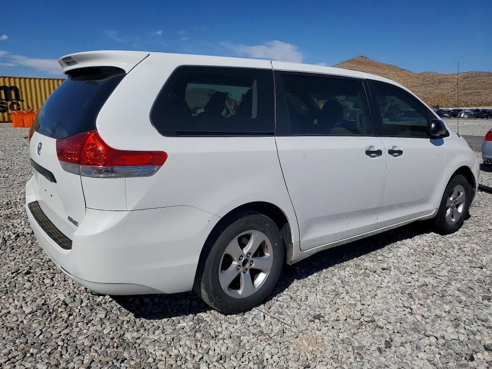 Продажа на аукционе авто 2012 Toyota Sienna, vin: 5TDKA3DC3CS010325, номер лота: 51786686