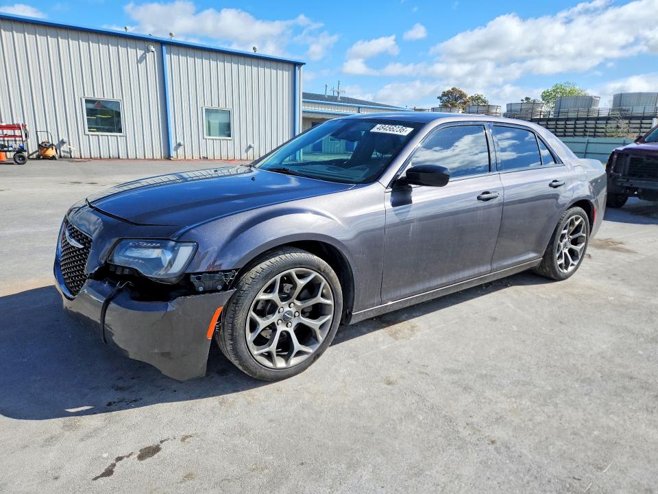 48456236 :رقم المزاد ، 2C3CCAAG6JH320592 vin ، 2018 Chrysler 300 مزاد بيع