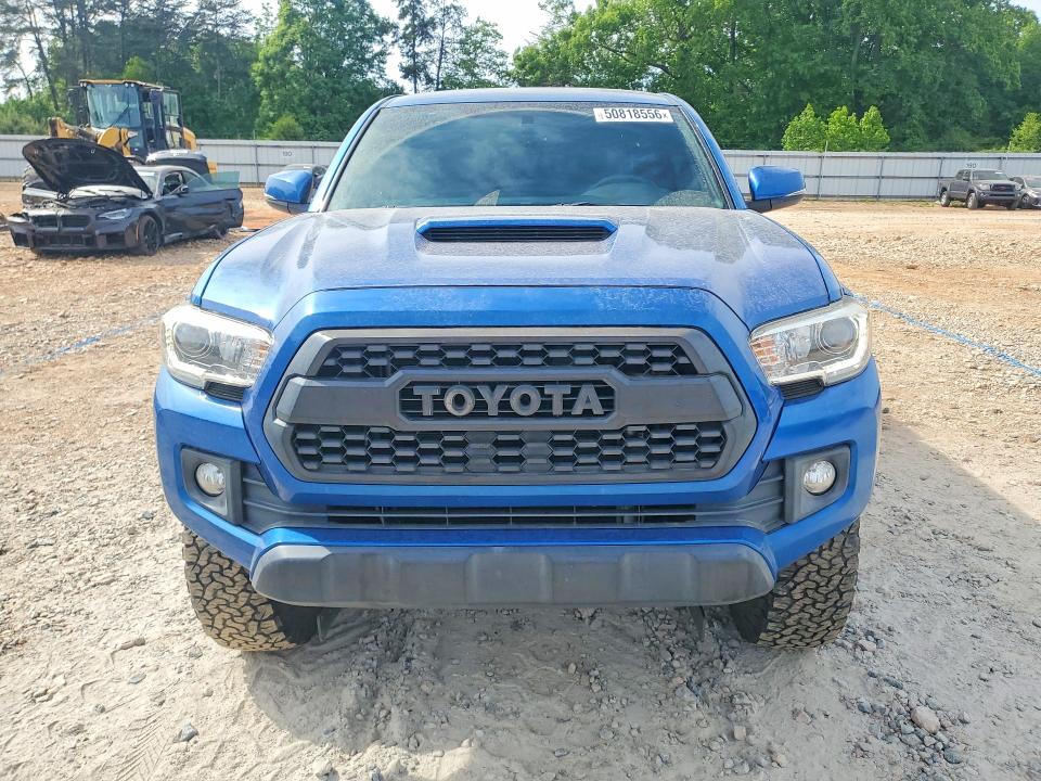 50818556 :رقم المزاد ، 5TFCZ5AN6HX117658 vin ، 2017 Toyota Tacoma مزاد بيع