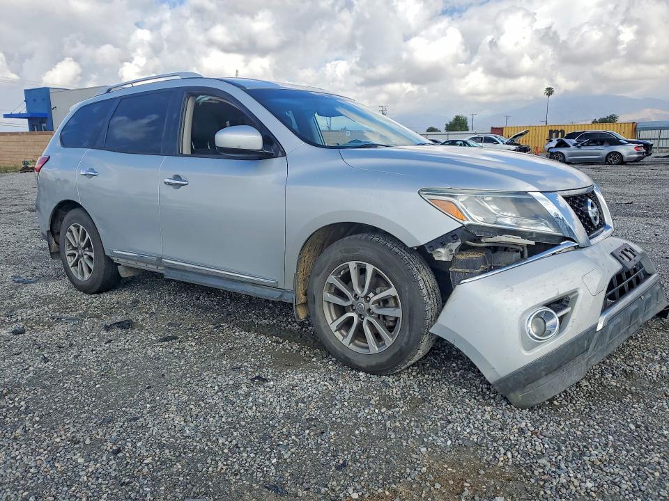 2016 Nissan Pathfinder მანქანა იყიდება აუქციონზე, vin: 5N1AR2MN1GC646003, აუქციონის ნომერი: 47913786