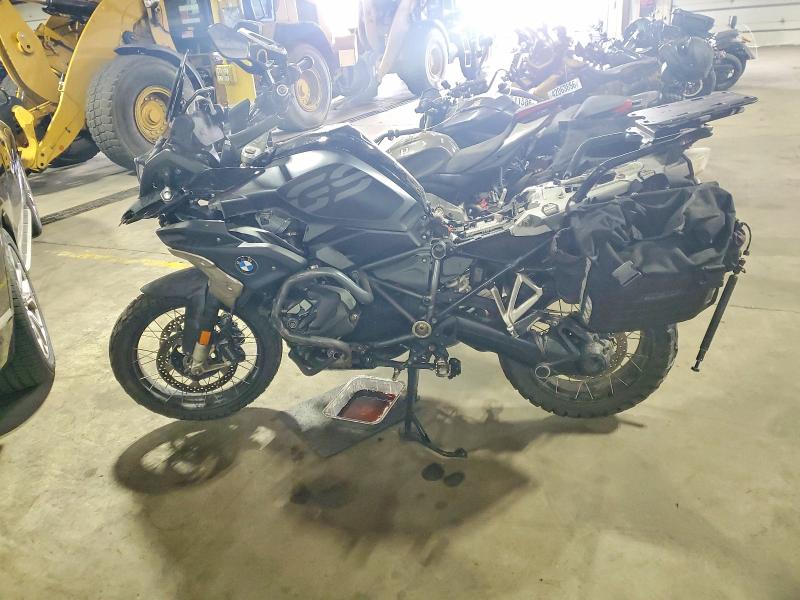 Продажа на аукционе авто 2022 Bmw R 1250, vin: WB10M0300N6F83318, номер лота: 49109326
