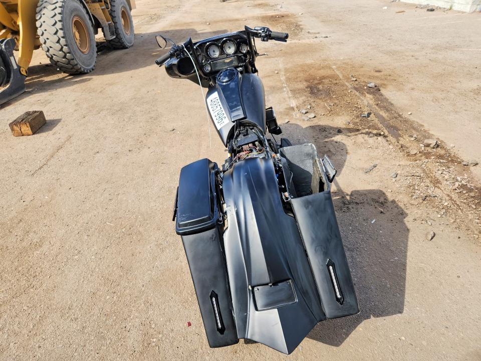 48857996 :رقم المزاد ، 1HD1PR8448Y957416 vin ، 2008 Harley-davidson Flhtcuse3 مزاد بيع