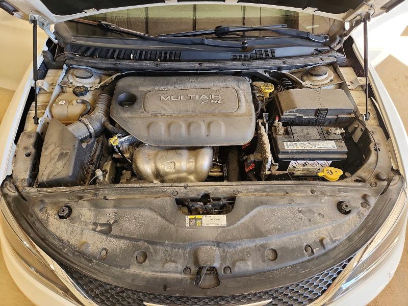 2015 Chrysler 200 მანქანა იყიდება აუქციონზე, vin: 1C3CCCAB1FN704004, აუქციონის ნომერი: 50248936