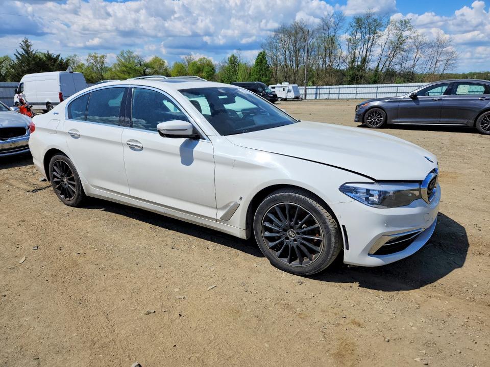 2018 Bmw 530xe მანქანა იყიდება აუქციონზე, vin: WBAJB1C53JB084961, აუქციონის ნომერი: 50396256