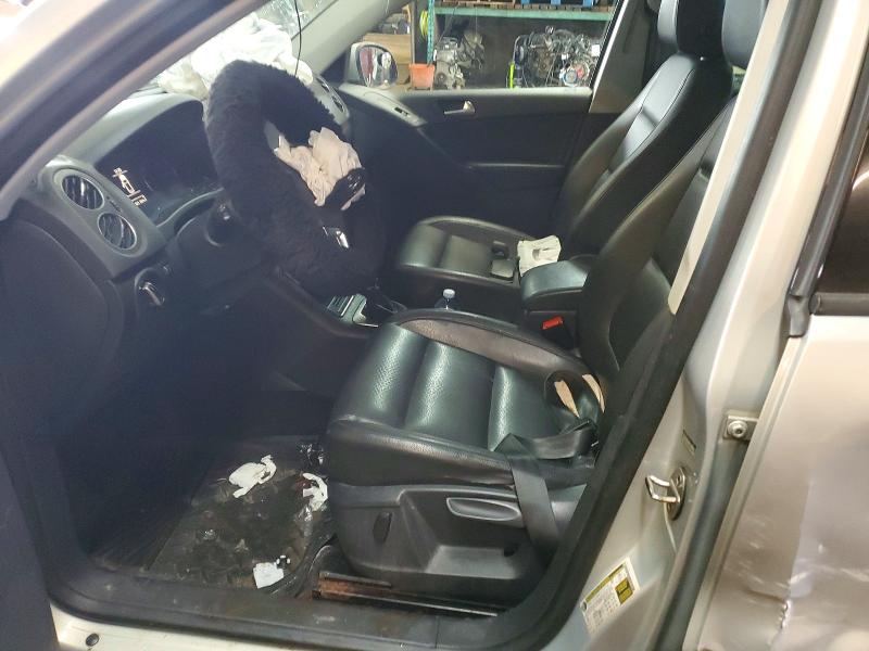 49391216 :رقم المزاد ، WVGBV7AX2CW599043 vin ، 2012 Volkswagen Tiguan مزاد بيع