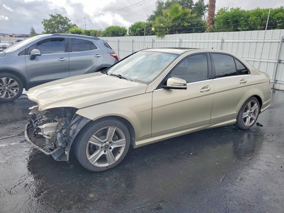 2011 Mercedes-benz C მანქანა იყიდება აუქციონზე, vin: WDDGF5EBXBA458362, აუქციონის ნომერი: 50647016