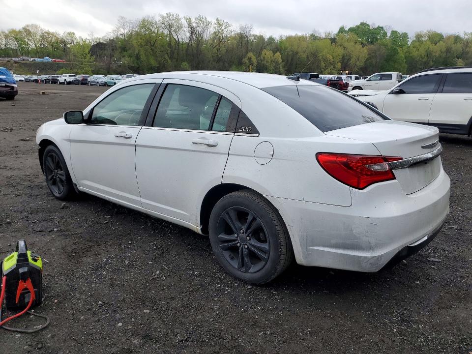 Продажа на аукционе авто 2013 Chrysler 200, vin: 1C3CCBAG2DN729030, номер лота: 50173116