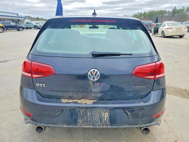 47336106 :رقم المزاد ، 3VW447AU1JM281284 vin ، 2018 Volkswagen Gti مزاد بيع