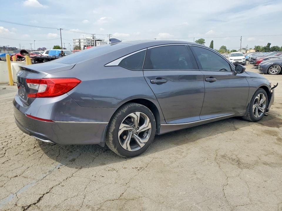 Продажа на аукционе авто 2018 Honda Accord, vin: 1HGCV1F47JA073880, номер лота: 50336956