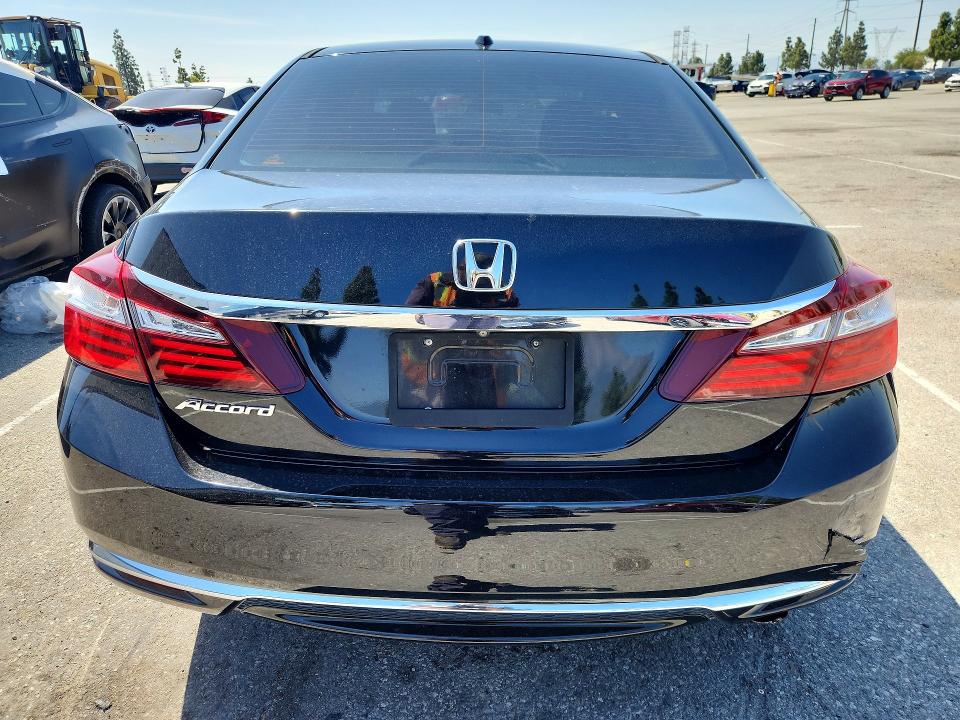 51527846 :رقم المزاد ، 1HGCR2F77GA076291 vin ، 2016 Honda Accord مزاد بيع