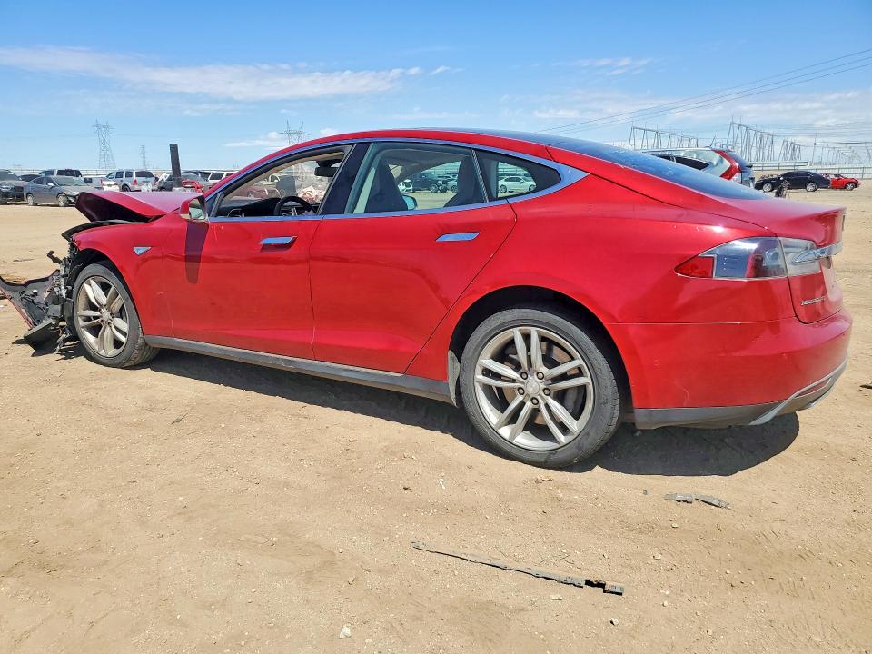 Продаж на аукціоні авто 2015 Tesla Model S, vin: 5YJSA1H10FFP77099, номер лоту: 50750416
