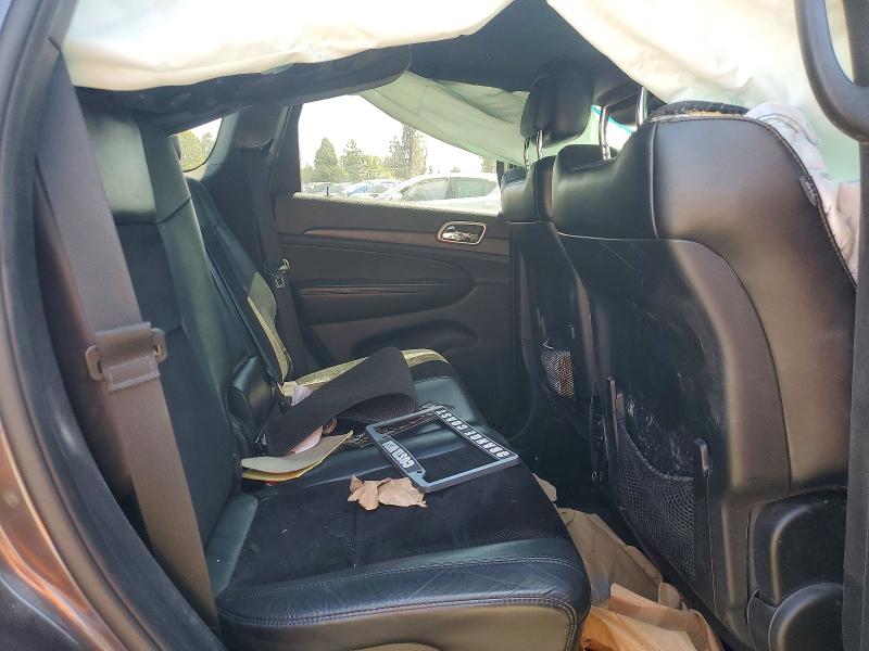 49231696 :رقم المزاد ، 1C4RJFAG4JC319923 vin ، 2018 Jeep Grand Cherokee مزاد بيع