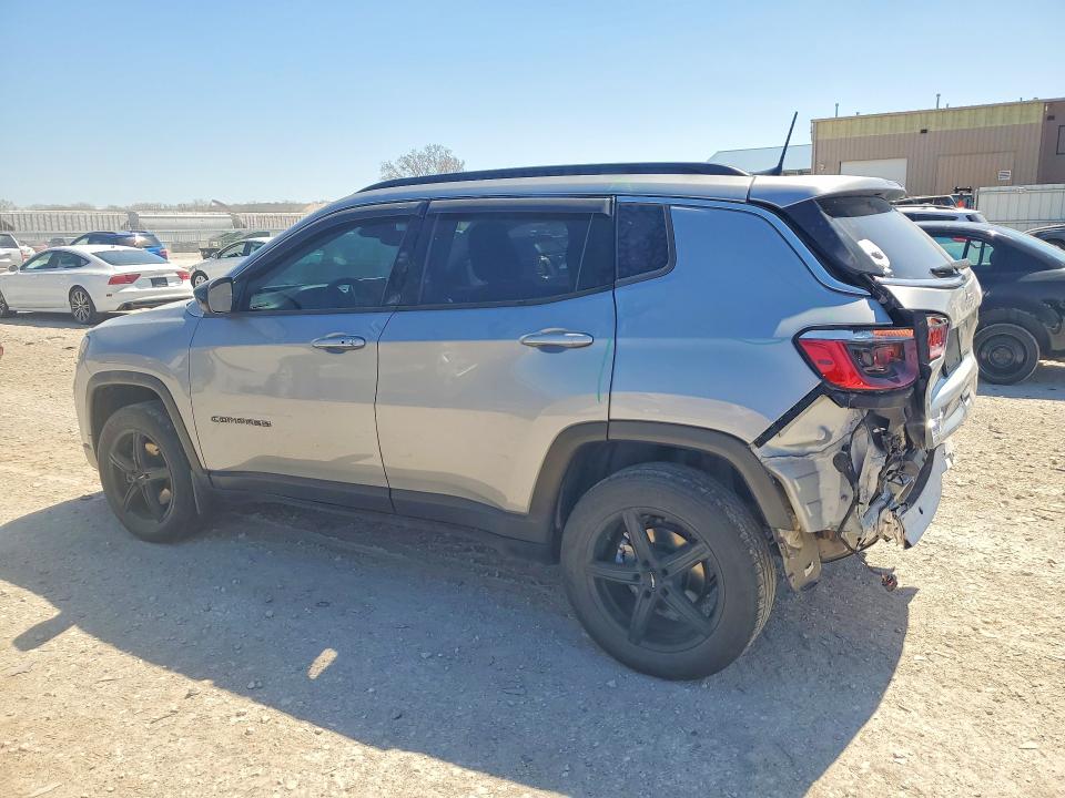 Auction sale of the 2022 Jeep Compass, vin: 3C4NJDBB9NT102643, lot number: 48975236