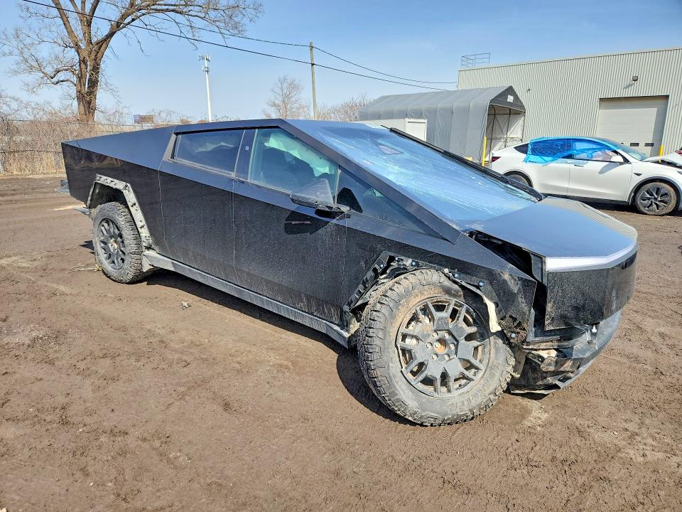 Продажа на аукционе авто 2024 Tesla Cybertruck, vin: 7G2CEHEE7RA046855, номер лота: 48045226