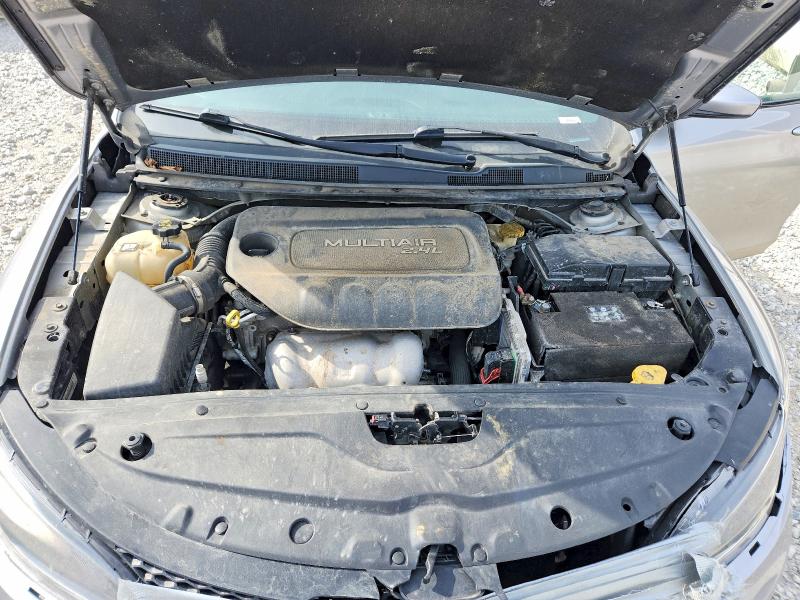 Продажа на аукционе авто 2015 Chrysler 200, vin: 1C3CCCBB9FN538572, номер лота: 51129636