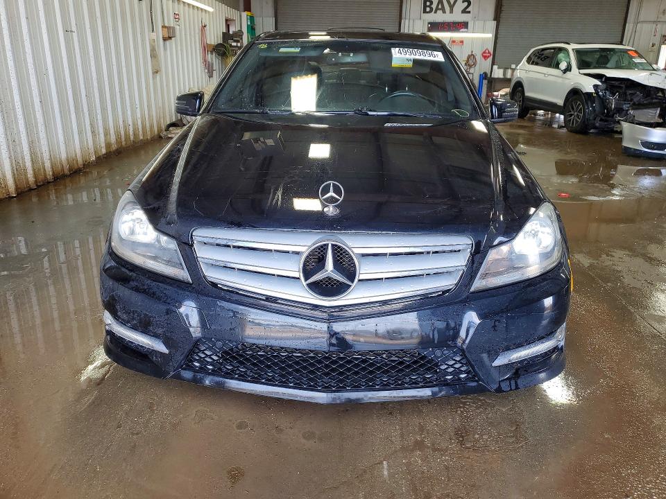 49909896 :رقم المزاد ، WDDGF8BB9CR194141 vin ، 2012 Mercedes-benz C مزاد بيع