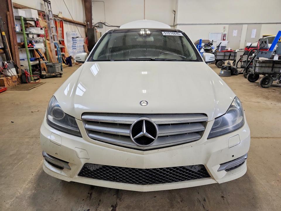 Продажа на аукционе авто 2012 Mercedes-benz C, vin: WDDGF8BBXCA710862, номер лота: 51216846