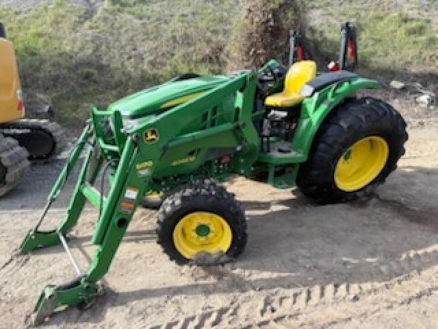 51335786 :رقم المزاد ، CH4Y22D004280X vin ، 2017 John Deere 4040 مزاد بيع