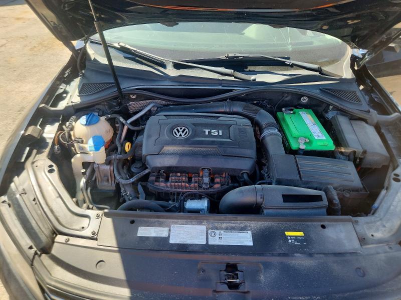50630396 :رقم المزاد ، 1VWAT7A31GC038310 vin ، 2016 Volkswagen Passat مزاد بيع