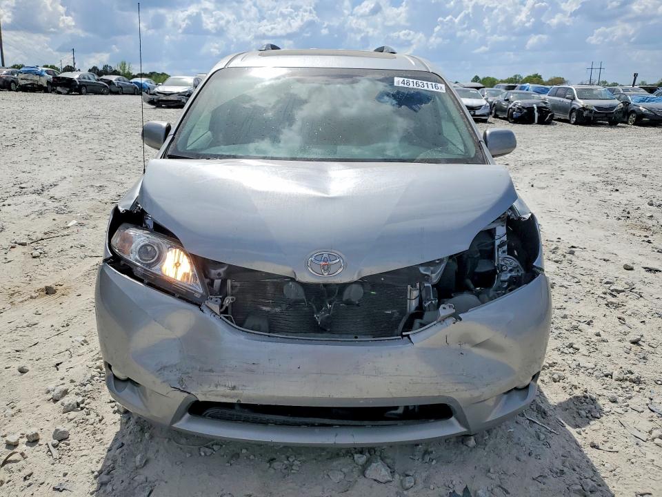 2014 Toyota Sienna მანქანა იყიდება აუქციონზე, vin: 5TDYK3DC8ES520115, აუქციონის ნომერი: 48163116