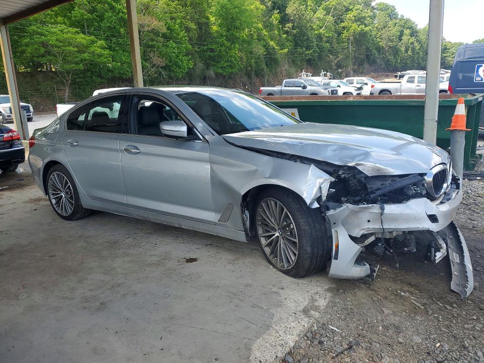 51145986 :رقم المزاد ، WBAJE5C53JWA94299 vin ، 2018 Bmw 540 مزاد بيع