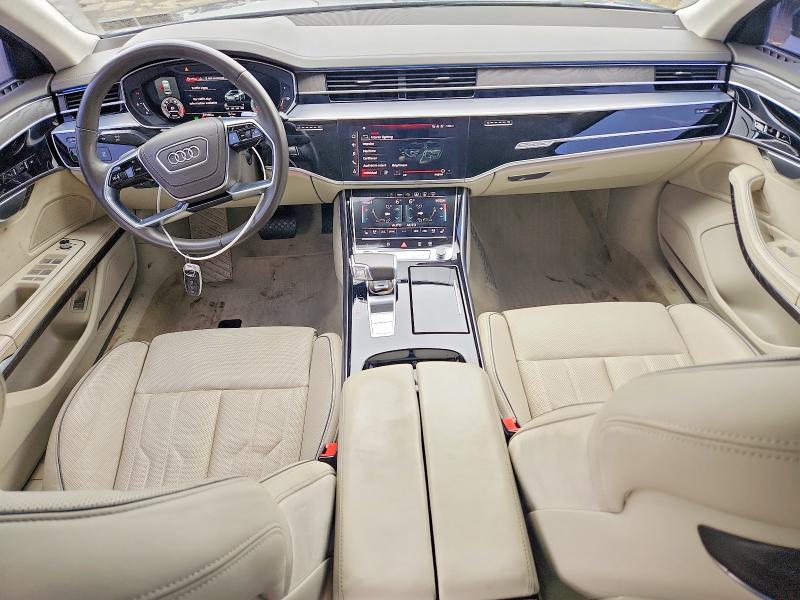47152706 :رقم المزاد ، WAU8DAF81MN031385 vin ، 2021 Audi A8 مزاد بيع