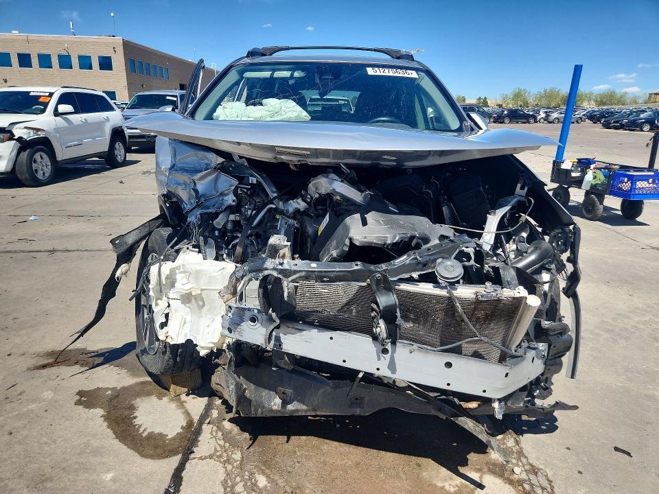 51275636 :رقم المزاد ، JTMRFREV5JJ211172 vin ، 2018 Toyota Rav4 مزاد بيع