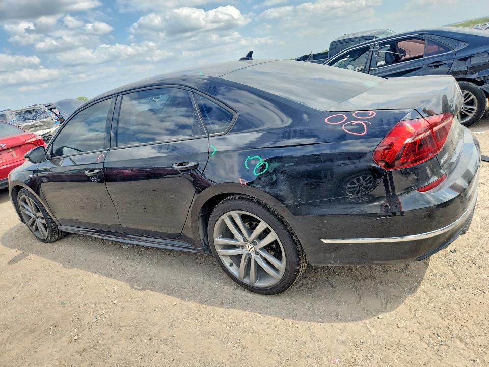 Продажа на аукционе авто 2018 Volkswagen Passat, vin: 1VWAA7A32JC033680, номер лота: 49485676