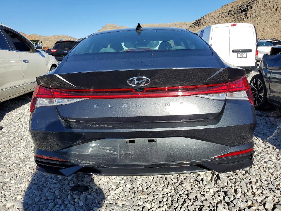 2022 Hyundai Elantra მანქანა იყიდება აუქციონზე, vin: 5NPLN4AG0NH072599, აუქციონის ნომერი: 49676986