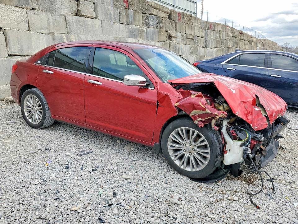 2011 Chrysler 200 მანქანა იყიდება აუქციონზე, vin: 1C3BC2FG1BN602108, აუქციონის ნომერი: 48671656