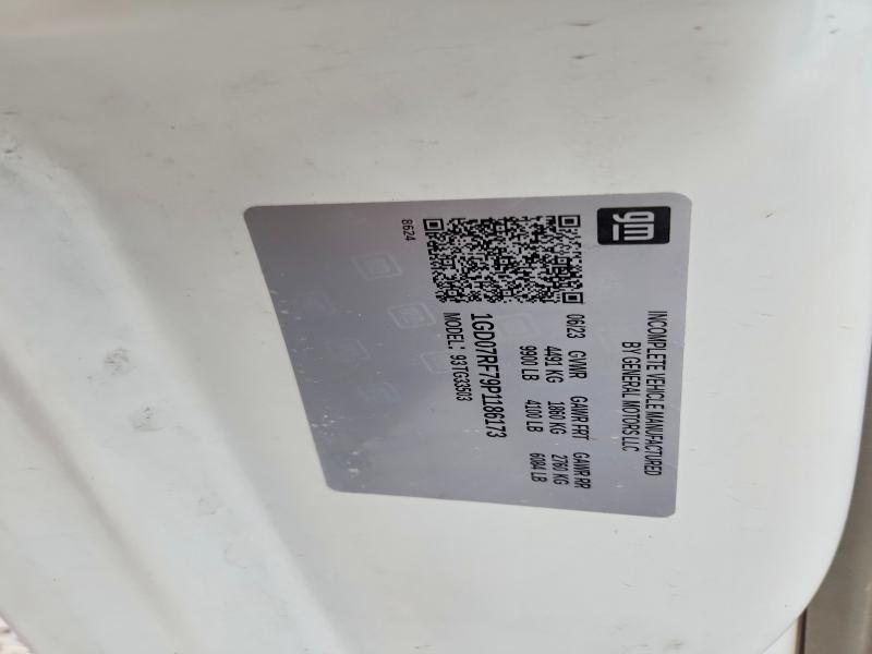 51168196 :رقم المزاد ، 1GD07RF79P1186173 vin ، 2023 Gmc Savana مزاد بيع