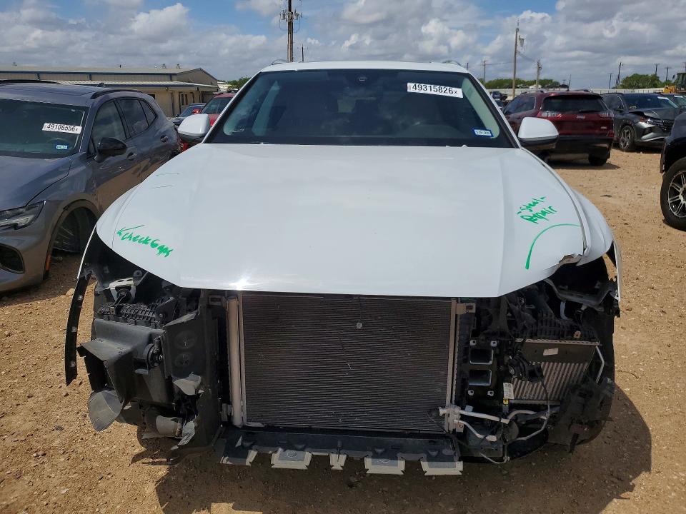 49315826 :رقم المزاد ، WA1EVBF1XND031804 vin ، 2022 Audi Q8 مزاد بيع