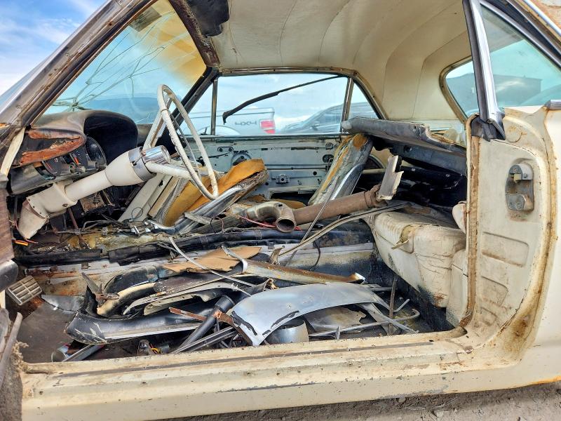 49477446 :رقم المزاد ، 3Y87Z155998 vin ، 1962 Ford Thunderbird مزاد بيع