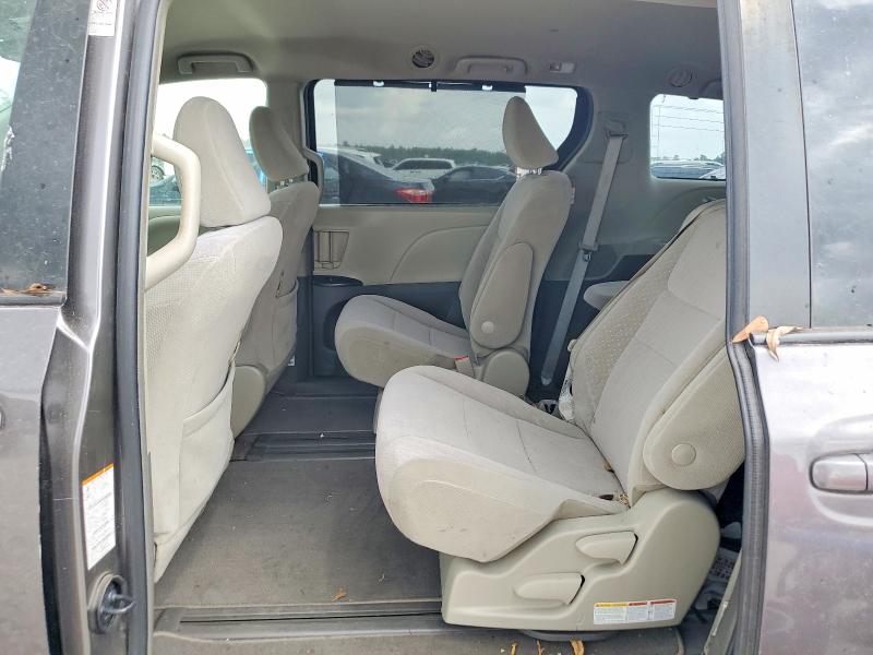 2018 Toyt Sienna მანქანა იყიდება აუქციონზე, vin: 5TDKZ3DC5JS954052, აუქციონის ნომერი: 48844946