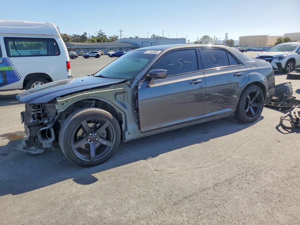 Auction sale of the 2019 Chrysler 300, vin: 2C3CCABT8KH529801, lot number: 51743586