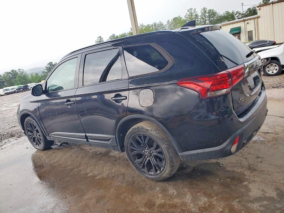 Продажа на аукционе авто 2018 Mitsubishi Outlander, vin: JA4AZ3A31JZ019166, номер лота: 51367746