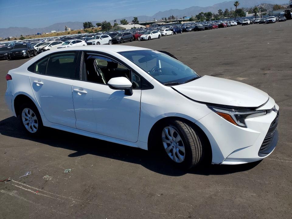 Продажа на аукционе авто 2023 Toyota Corolla Hybrid, vin: JTDBCMFE2PJ014173, номер лота: 48932626