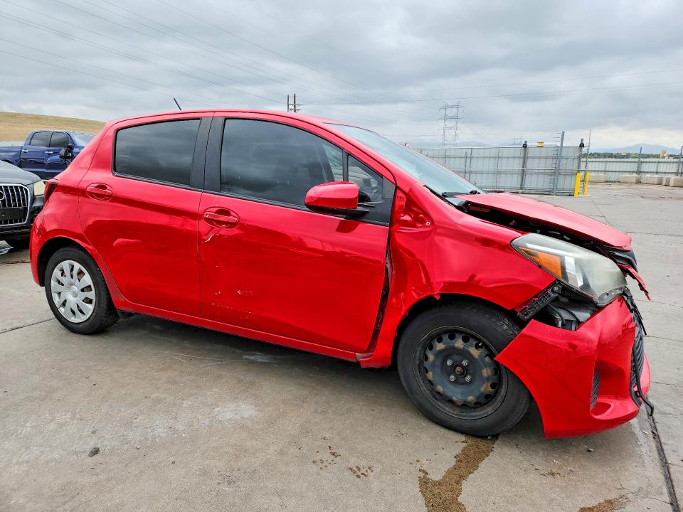 2015 Toyota Yaris მანქანა იყიდება აუქციონზე, vin: VNKKTUD30FA027057, აუქციონის ნომერი: 51696166