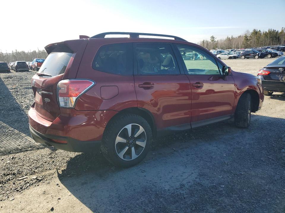 49210126 :رقم المزاد ، JF2SJEJC8JH469093 vin ، 2018 Subaru Forester مزاد بيع