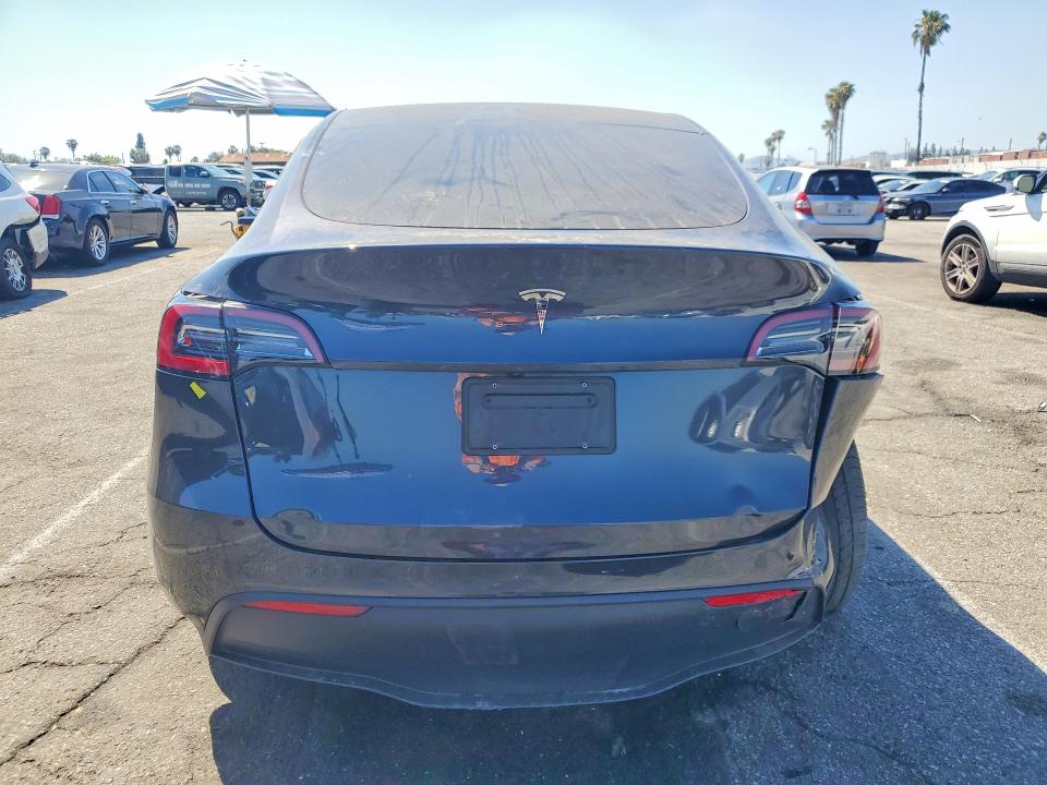 Продажа на аукционе авто 2024 Tesla Model Y, vin: 7SAYGDED8RF176782, номер лота: 48269126