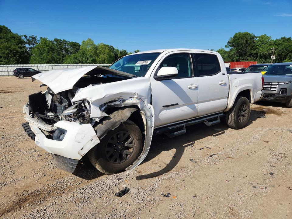 50241146 :رقم المزاد ، 5TFAZ5CN7MX098813 vin ، 2021 Toyota Tacoma مزاد بيع